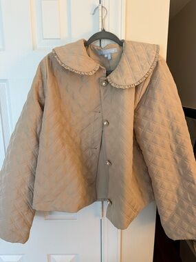 Hill House Quilted Jacket in Beige with Ruffle Collar